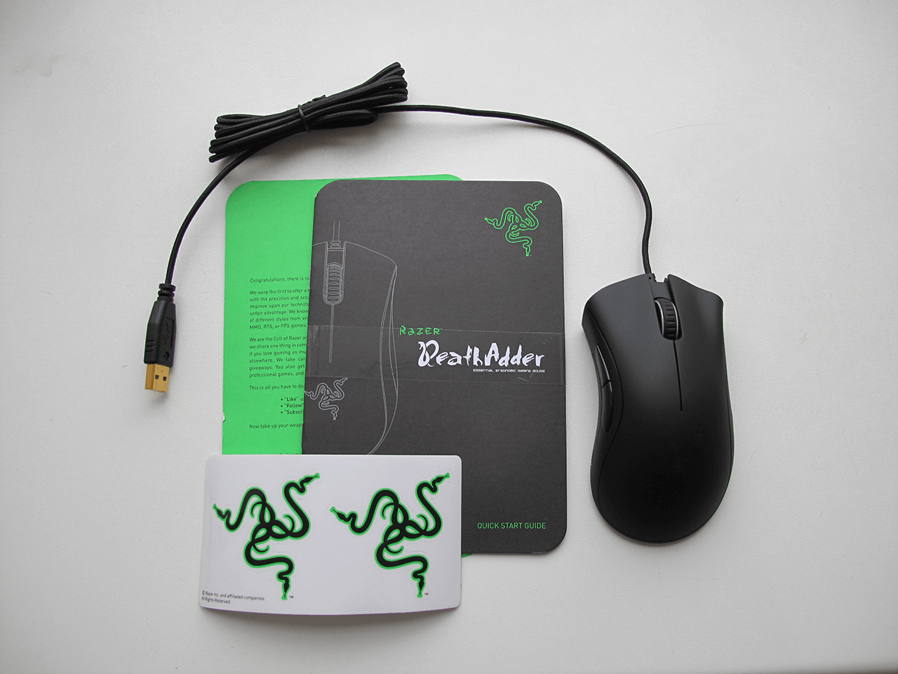 Обзор RAZER DEATHADDER ESSENTIAL. Игровая мышь с подсветкой и двумя  боковыми кнопками