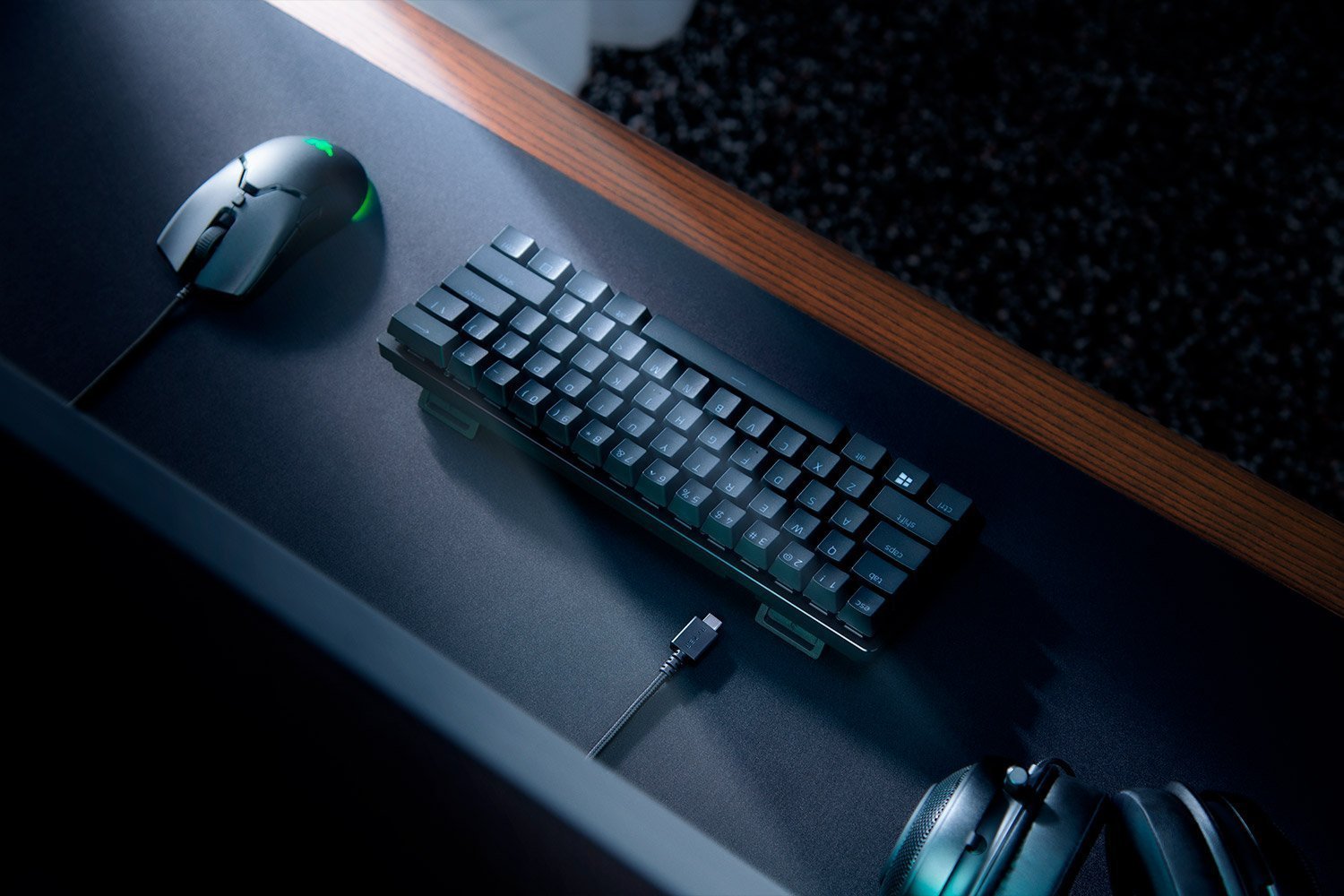 Обзор RAZER HUNTSMAN MINI. Геймерская проводная клавиатура с уменьшенными  габаритами